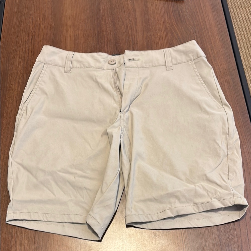 Men's Tan Shorts